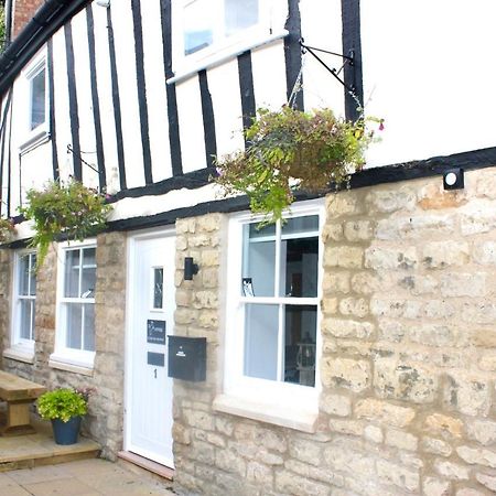 1 The Cottage, Studio Apartment, Ye Olde Barn Apartments Στάμφορντ Εξωτερικό φωτογραφία